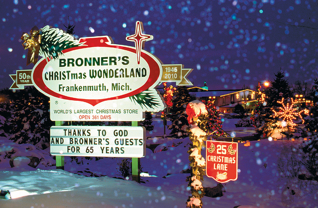 Holiday Nights At Greenfield Village Us Tours Knows America